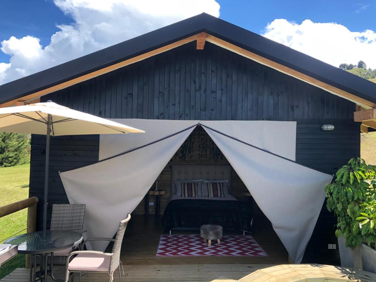 Bleu Hills Glamping Llanogrande Hotell Rionegro Eksteriør bilde